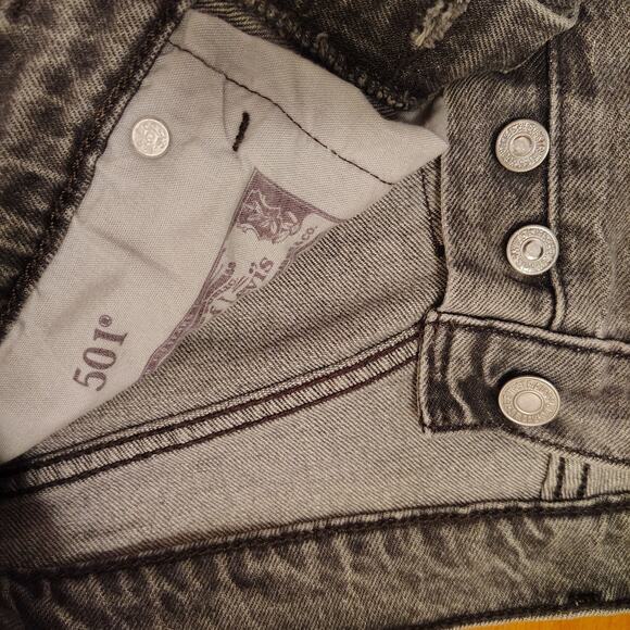 Levi’s 501 Premium – Faded Black/Dark Gray – 27x28 - Picture 3 of 9